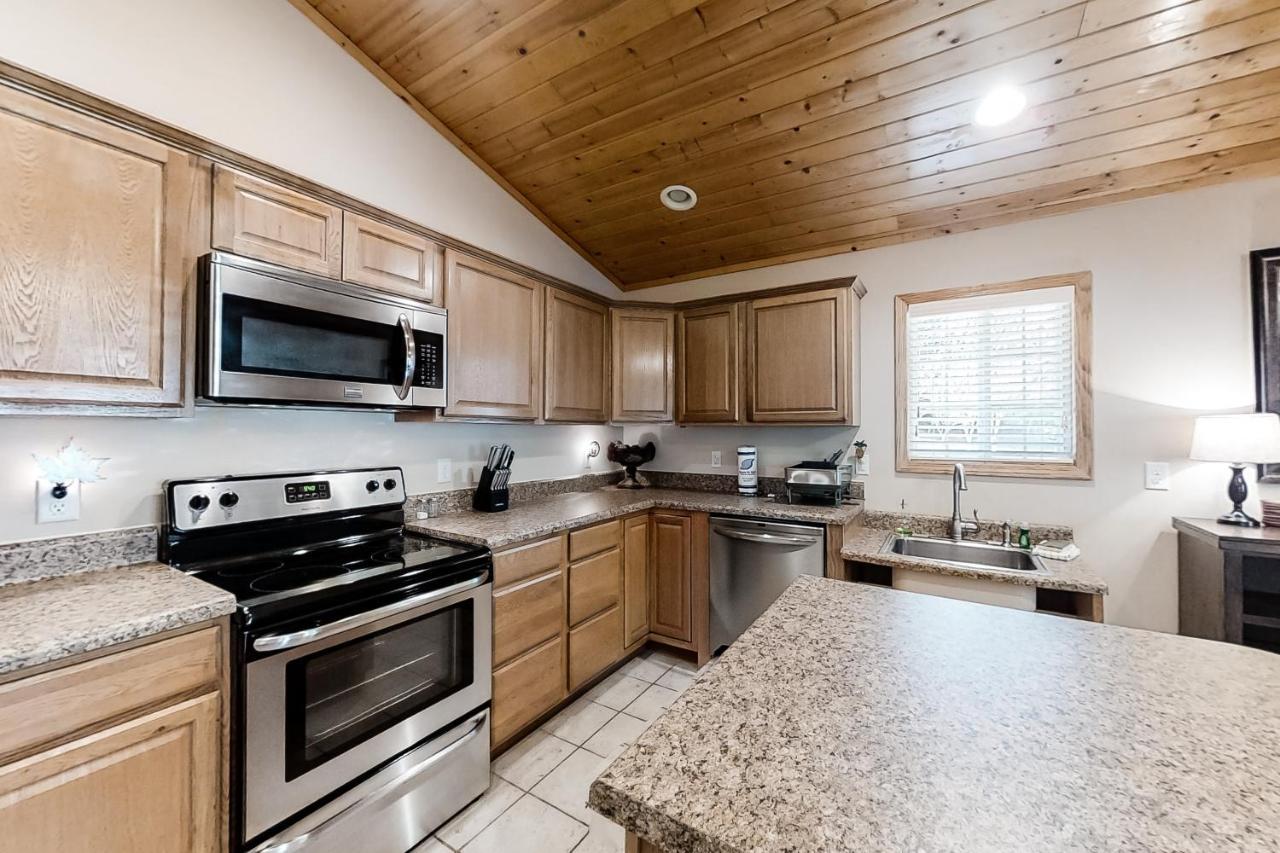 3 Bed 2 Bath Vacation Home In Whittier Esterno foto