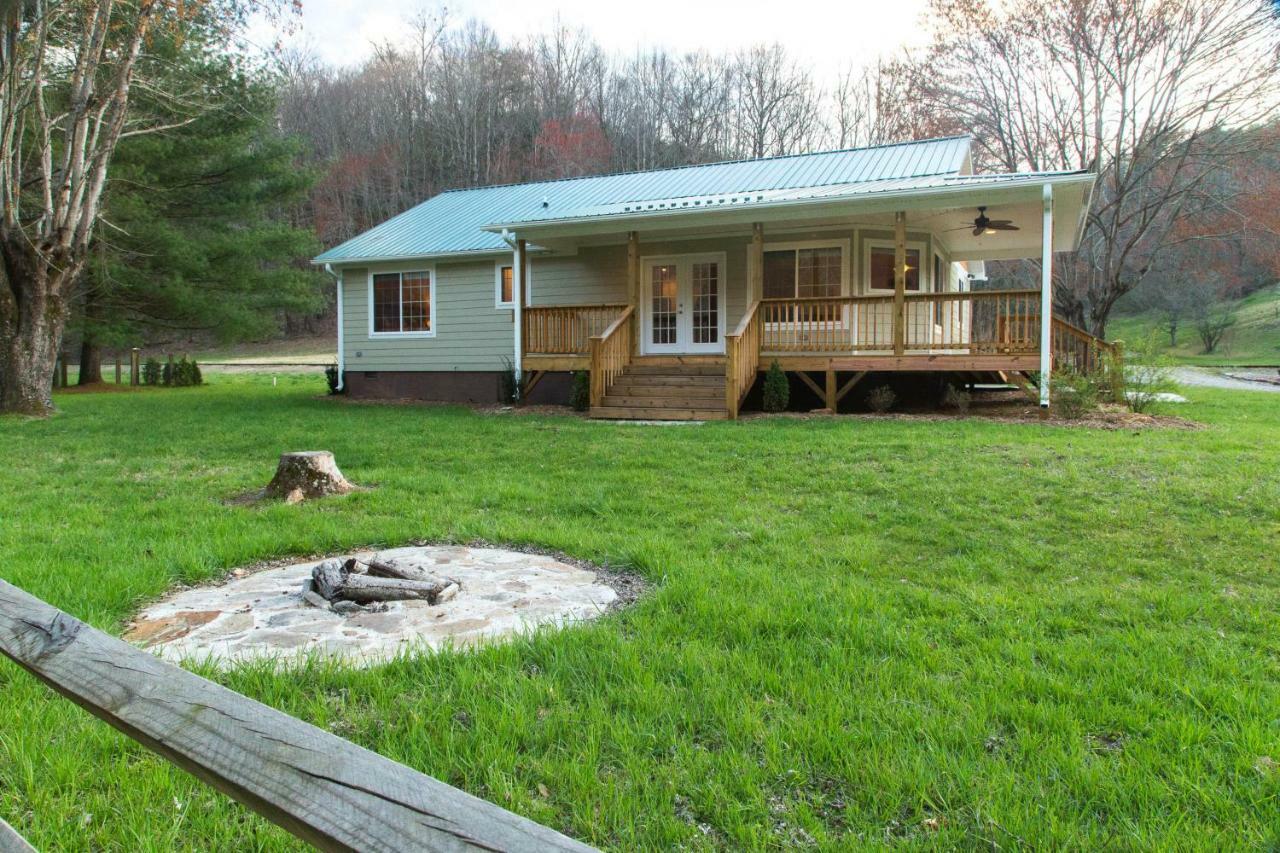 3 Bed 2 Bath Vacation Home In Whittier Esterno foto